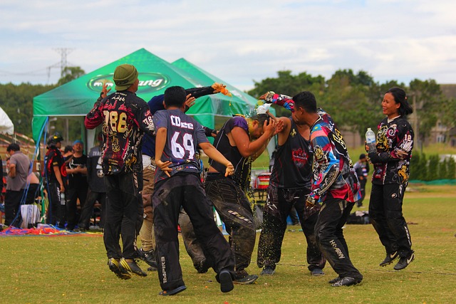 切费林：巴黎0-2曼城时，纳赛尔曾犹豫是否继续留在足坛工作.